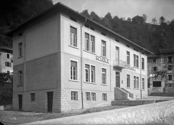 prestine_1959_scuolacomunale_2.jpg